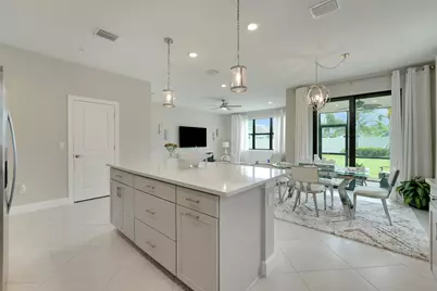 534 SE Crathes Street, Port Saint Lucie, FL 34984 - Photo 8