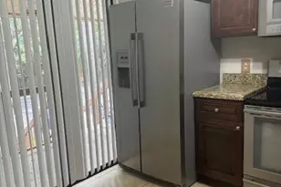 3939 NE 5th Ave Unit, Boca Raton, FL 33431 - Photo 10