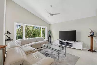 7317 Amber Falls Lane, Boynton Beach, FL 33437 - Photo 12