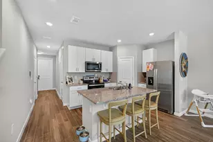 392 SE Sea Hunt Wy, Stuart, FL 34994 - Photo 2