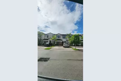 6002 Clydesdale Court, Davie, FL 33314 - Photo 2