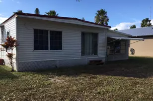 42 Golf Dr, Port Saint Lucie, FL 34952 - Photo 26