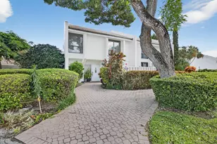 701 Bridgewood Dr, Boca Raton, FL 33434 - Photo 1