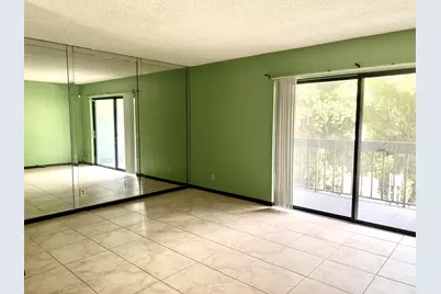 2000 N Congress Avenue, Unit #206, West Palm Beach, FL 33401 - Photo 4