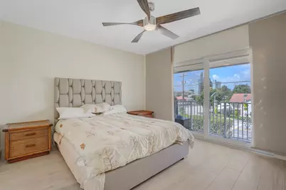 584 SE 20th Avenue, Unit #2, Deerfield Beach, FL 33441 - Photo 18