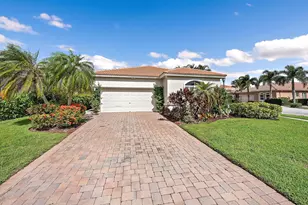 101 Casa Grande Ct, Palm Beach Gardens, FL 33418 - Photo 2