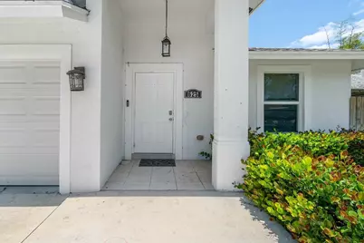 625 Forest Hill Boulevard, West Palm Beach, FL 33405 - Photo 4
