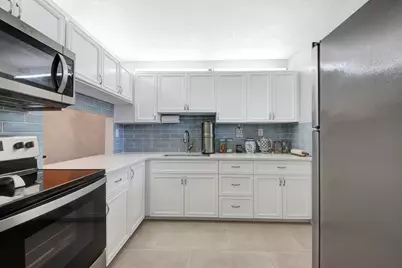 2812 S Garden Drive, Unit #109, Lake Worth, FL 33461 - Photo 12