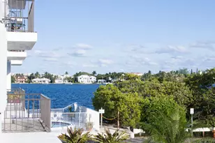 301 Croton Ave, Lantana, FL 33462 - Photo 2