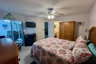 3841 Island Club Cir E, Lake Worth, FL 33462 - Photo 14