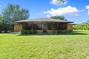 1537 SE Blockton Ave, Port Saint Lucie, FL 34952 - Photo 34