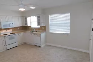 741 Hummingbird Way, North Palm Beach, FL 33408 - Photo 4
