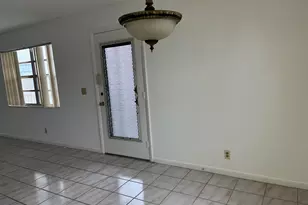 574 Burgundy L, Delray Beach, FL 33484 - Photo 10
