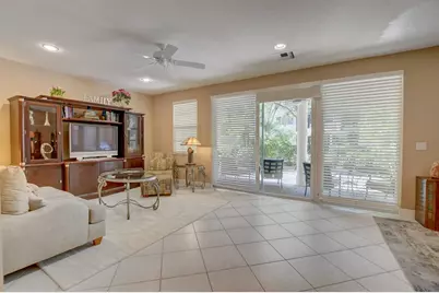 5545 NE Trieste Way, Boca Raton, FL 33487 - Photo 4