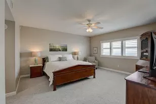 2650 Lake Shore Dr, Riviera Beach, FL 33404 - Photo 16