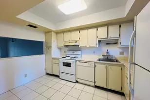 3154 Via Poinciana, Lake Worth, FL 33467 - Photo 2