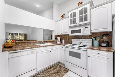 8084 Summer Shores Drive, Delray Beach, FL 33446 - Photo 10
