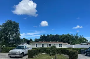 2084 Laura Ln, West Palm Beach, FL 33415 - Photo 4