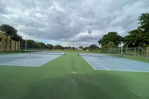 1215 Meadows Cir, Boynton Beach, FL 33436 - Photo 12