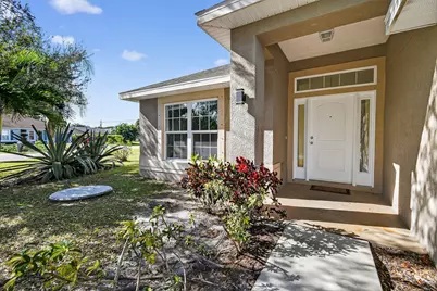 1492 SE Morrow Street, Port Saint Lucie, FL 34983 - Photo 2