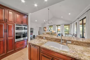 19199 Sabal Lake Dr, Boca Raton, FL 33434 - Photo 10