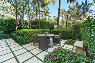100 Royal Palm Way, Palm Beach, FL 33480 - Photo 8