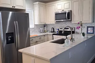 158 Preston D, Boca Raton, FL 33434 - Photo 2