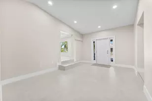 1915 S 33rd St, Fort Pierce, FL 34947 - Photo 4