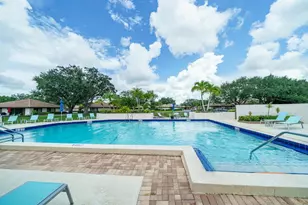101 Club Dr, Palm Beach Gardens, FL 33418 - Photo 16