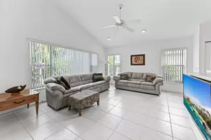 7351 Sterling Falls Ln W, Boynton Beach, FL 33437 - Photo 16