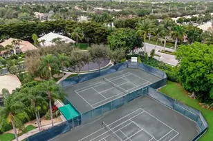 7351 Sterling Falls Ln W, Boynton Beach, FL 33437 - Photo 38