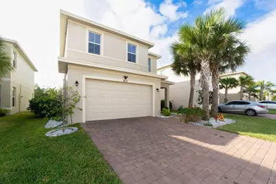1621 NW Cataluna Circle, Port Saint Lucie, FL 34986 - Photo 2