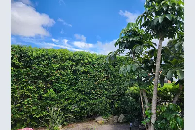 664 W 2nd Street, Riviera Beach, FL 33404 - Photo 14