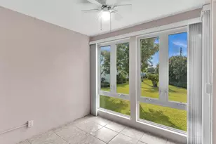 33 Colonial Club Dr, Boynton Beach, FL 33435 - Photo 18