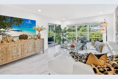 13213 Lucinda Palm Court, Unit #D, Delray Beach, FL 33484 - Photo 12