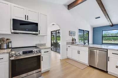 14704 Black Bear Road, Palm Beach Gardens, FL 33418 - Photo 10