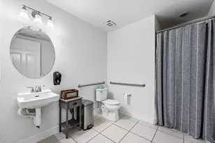 1056 Community Dr, Jupiter, FL 33458 - Photo 42