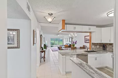 9244 Flynn Circle, Unit #2, Boca Raton, FL 33496 - Photo 4