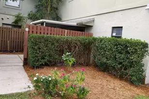 10 Crossings Cir, Boynton Beach, FL 33435 - Photo 2