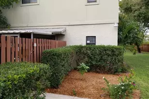 10 Crossings Cir, Boynton Beach, FL 33435 - Photo 1