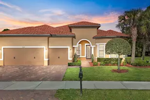 845 SW Habitat Ln, Palm City, FL 34990 - Photo 2