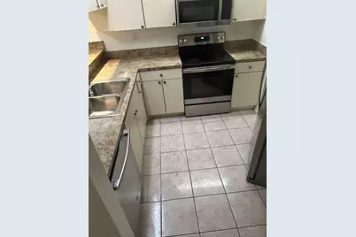 [Address not provided], West Palm Beach, FL 33406 - Photo 8