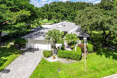 30 Hampshire Lane, Boynton Beach, FL 33436 - Photo 2