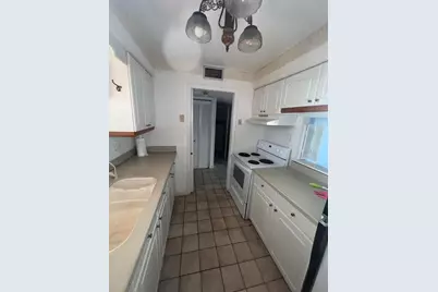 2050 Oleander Boulevard, Unit #2105, Fort Pierce, FL 34950 - Photo 8