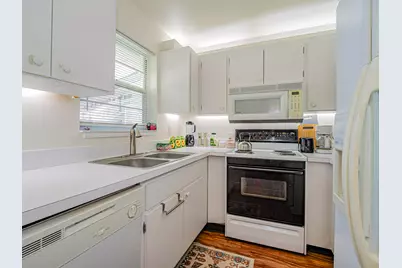 2800 Indian River Boulevard, Unit #4R, Vero Beach, FL 32960 - Photo 6