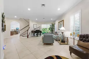 12293 Aviles Cir, Palm Beach Gardens, FL 33418 - Photo 4