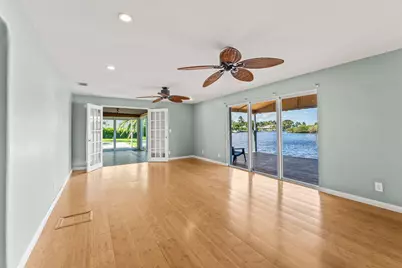 6788 Bayshore Drive, Lake Worth, FL 33462 - Photo 30
