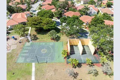 2022 Bonisle Circle, Riviera Beach, FL 33418 - Photo 24