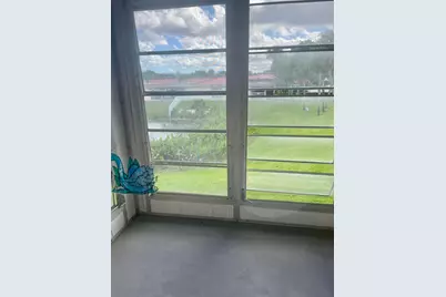 130 Lake Dora Drive, West Palm Beach, FL 33411 - Photo 6