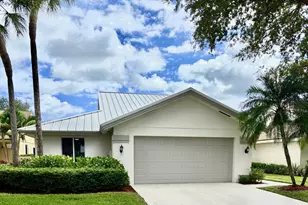 181 Cape Pointe Cir, Jupiter, FL 33477 - Photo 2